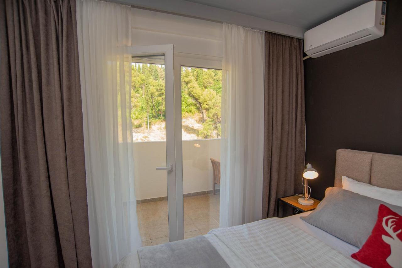 Stylish Two Bedroom Apartment At Ljubovic-Hill Park Подгорица Экстерьер фото